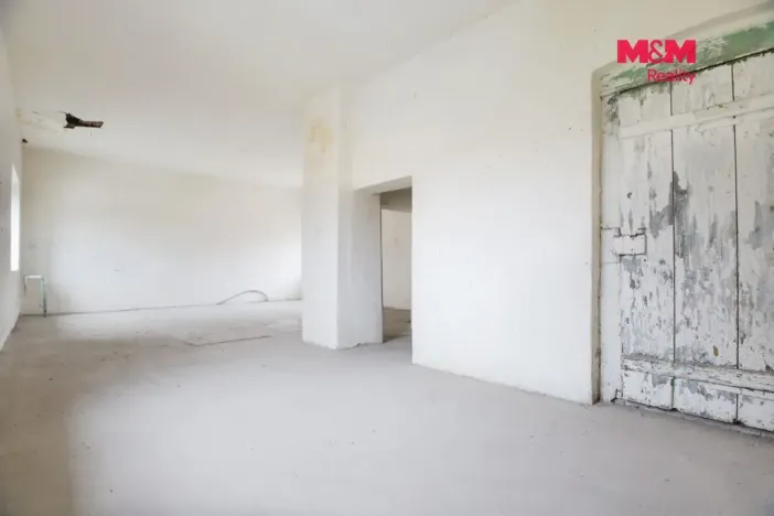 Prodej rodinného domu, Černiv, 320 m2