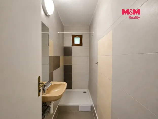 Prodej rodinného domu, Ivančice, 420 m2