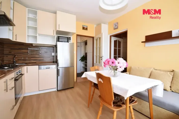 Prodej bytu 2+kk, Karlovy Vary - Rybáře, Krušnohorská, 38 m2