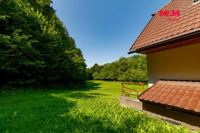 Prodej rodinného domu, Velké Karlovice, 245 m2
