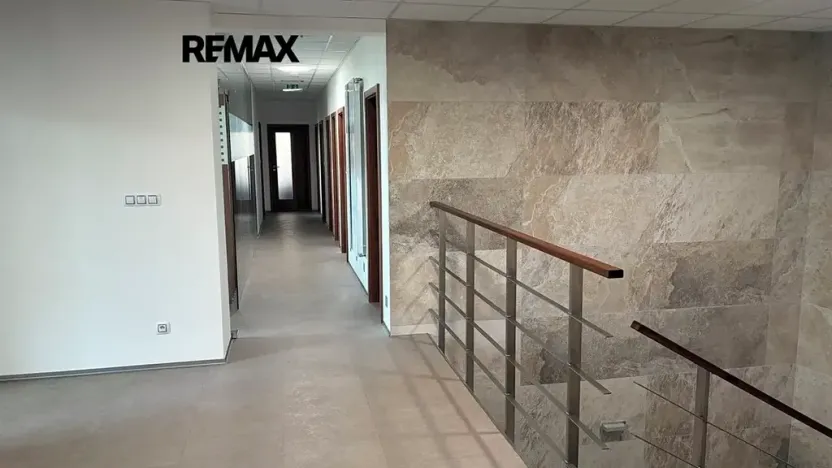 Pronájem kanceláře, Praha - Horní Počernice, Plkovská, 80 m2