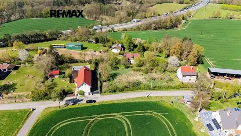 Prodej pozemku pro bydlení, Hrusice, 1185 m2
