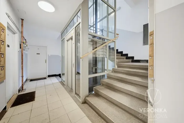 Prodej bytu 2+kk, Praha - Nusle, Kloboučnická, 59 m2