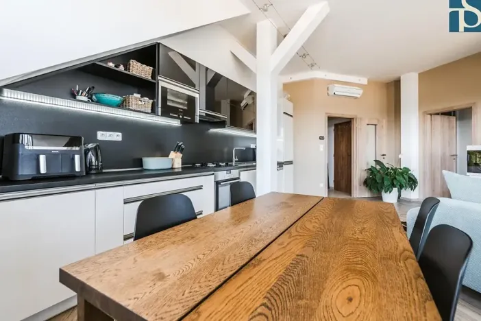 Prodej bytu 2+kk, Praha - Strašnice, Černokostelecká, 70 m2
