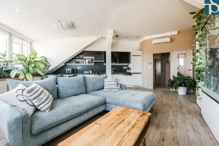 Prodej bytu 2+kk, Praha - Strašnice, Černokostelecká, 70 m2