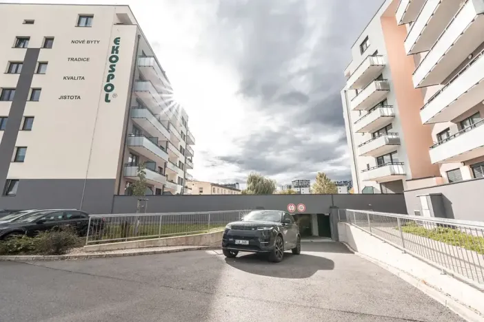 Pronájem bytu 2+kk, Praha - Hodkovičky, Šífařská, 47 m2