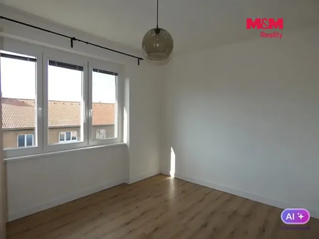 Pronájem bytu 2+1, Louny, 28. října, 56 m2