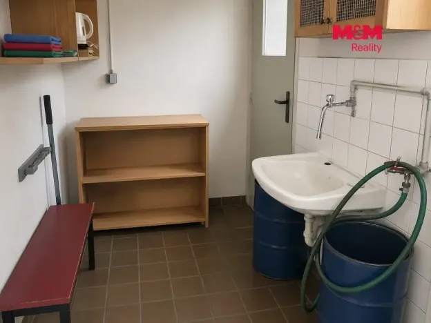 Pronájem obchodního prostoru, Louny, 5. května, 93 m2