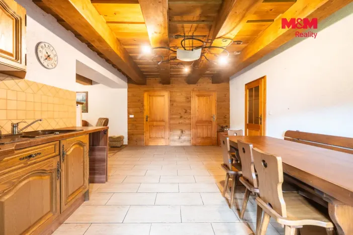 Prodej rodinného domu, Velké Karlovice, 160 m2