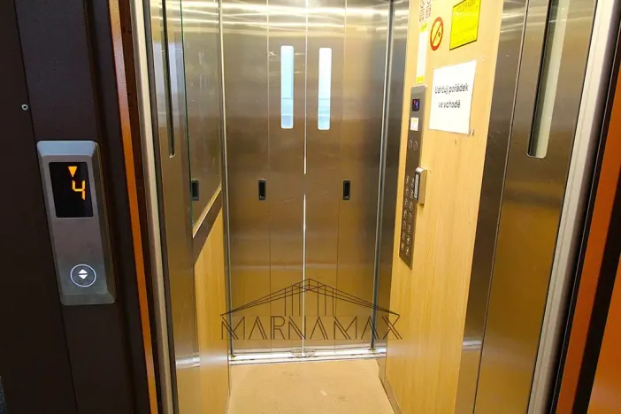 Pronájem bytu 3+1, Chomutov, Zahradní, 60 m2