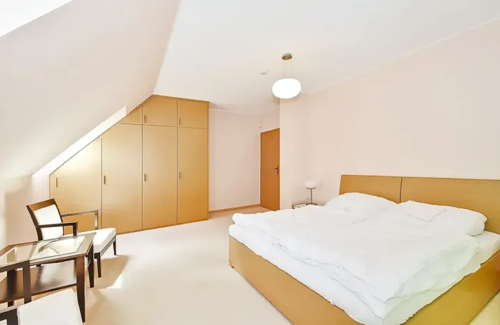 Prodej rodinného domu, Karlovy Vary, Slovenská, 149 m2