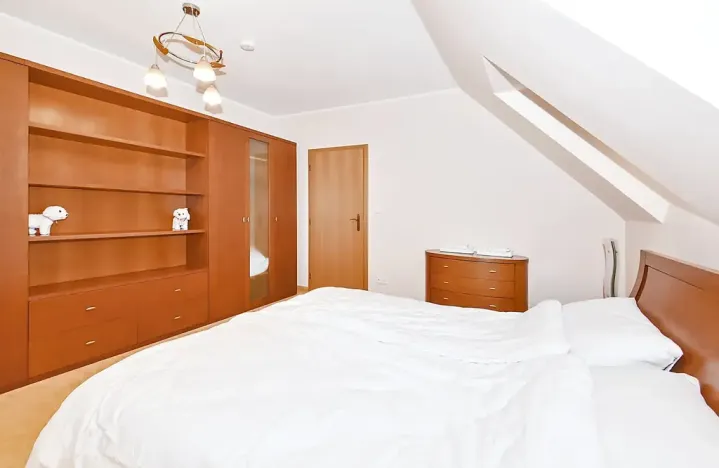 Prodej rodinného domu, Karlovy Vary, Slovenská, 149 m2