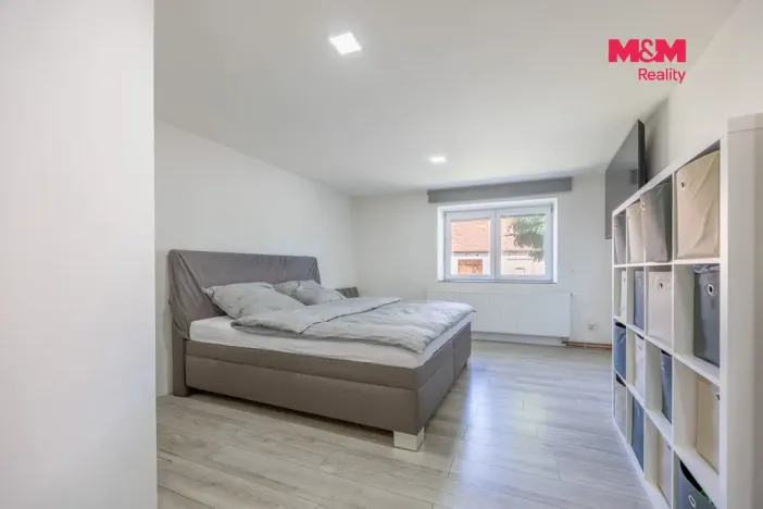 Prodej rodinného domu, Krásný Dvůr - Chrašťany, 206 m2