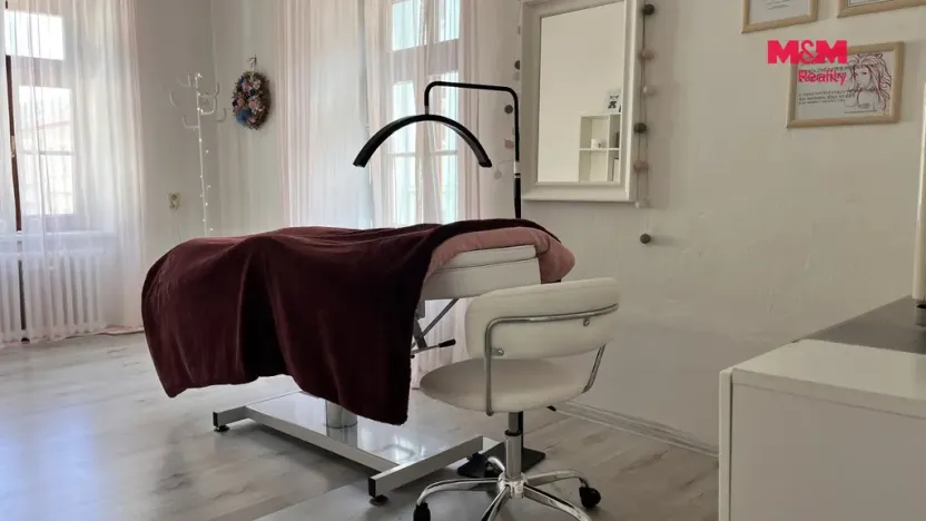 Pronájem obchodního prostoru, Jihlava, Smetanova, 31 m2