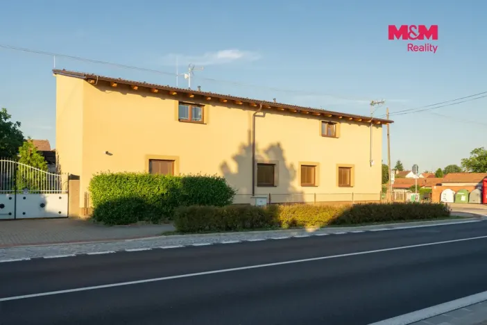 Prodej obchodního prostoru, Lázně Bohdaneč, Škroupova, 202 m2