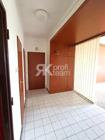 Prodej bytu 3+1, Ostrava, Gen. Sochora, 75 m2