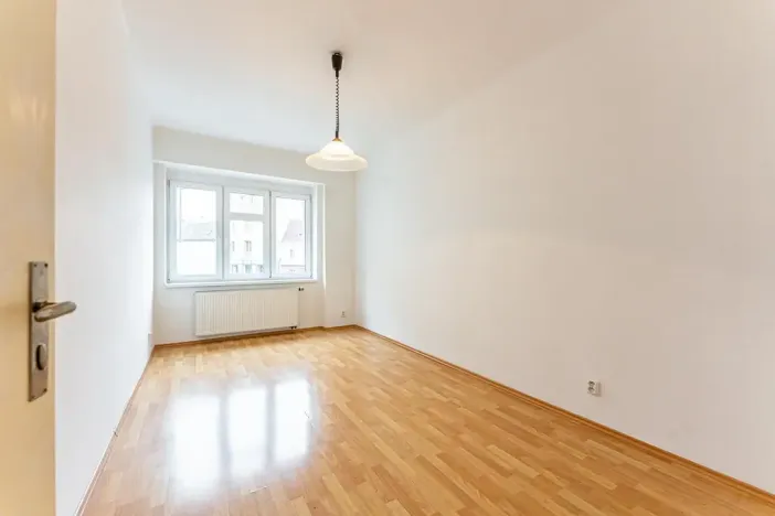 Pronájem bytu 3+1, Praha - Libeň, Krejčího, 80 m2