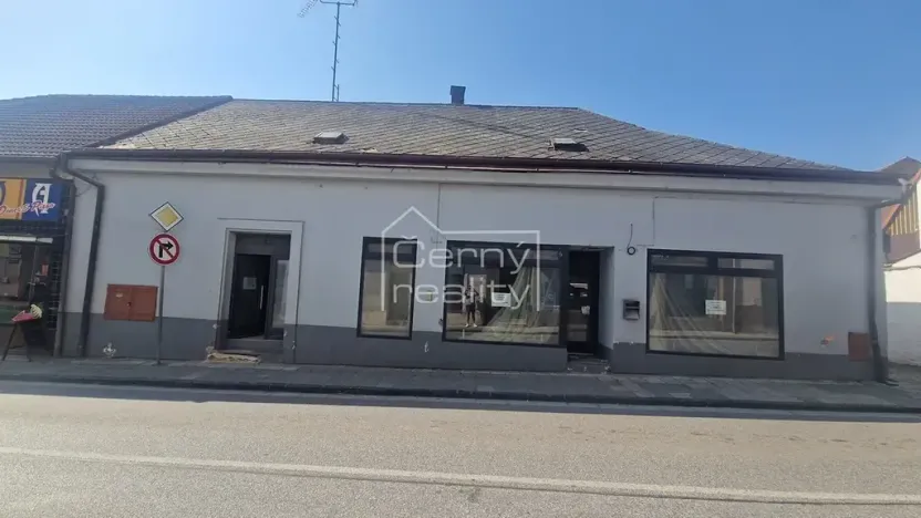 Prodej komerční nemovitosti, Nový Bydžov, Dukelská třída, 300 m2
