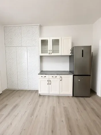 Pronájem bytu 3+1, Cheb, Karlova, 78 m2