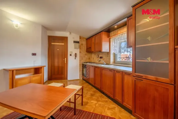 Pronájem bytu 1+1, Kladno, Váňova, 36 m2