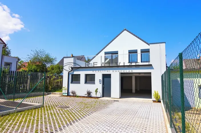 Prodej bytu 3+kk, České Budějovice, J. Dobrovského, 91 m2