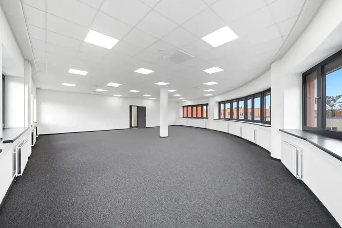 Pronájem kanceláře, Mělník, Bezručova, 100 m2