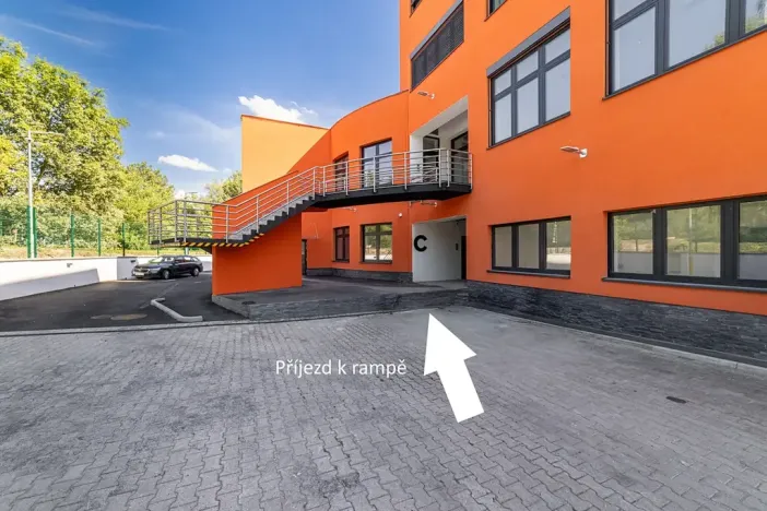 Pronájem skladu, Mělník, Bezručova, 65 m2