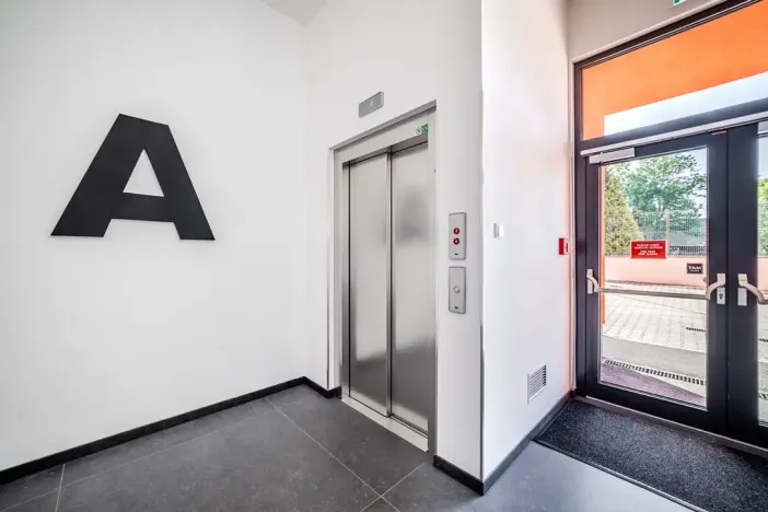 Pronájem kanceláře, Mělník, Bezručova, 40 m2