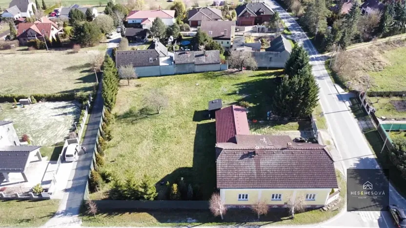 Prodej pozemku pro bydlení, Nučice, 1300 m2