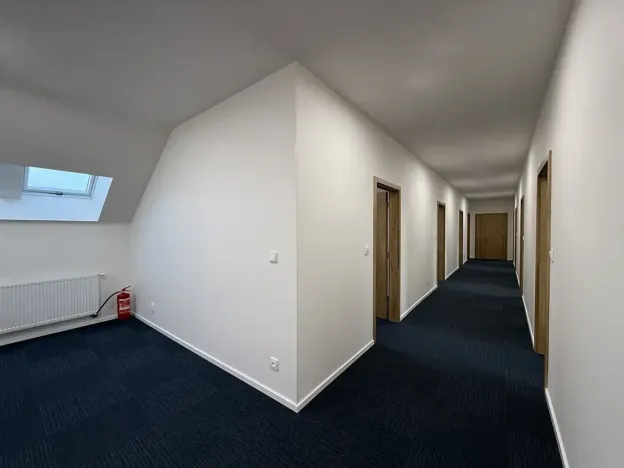 Pronájem kanceláře, Brno, Cimburkova, 182 m2