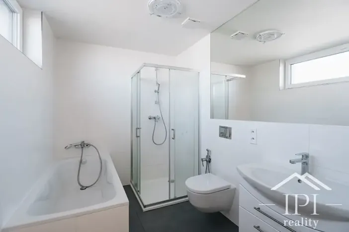Prodej rodinného domu, Praha - Čakovice, Schollova, 124 m2