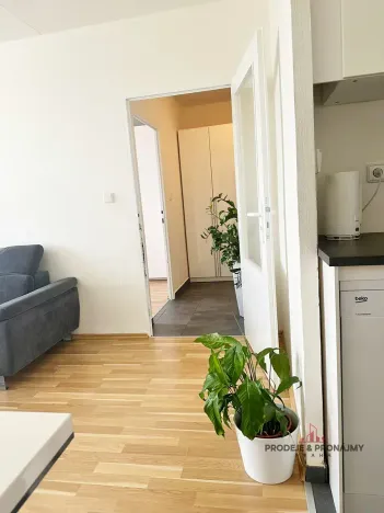 Prodej bytu 2+kk, Praha - Jinonice, K rovinám, 46 m2