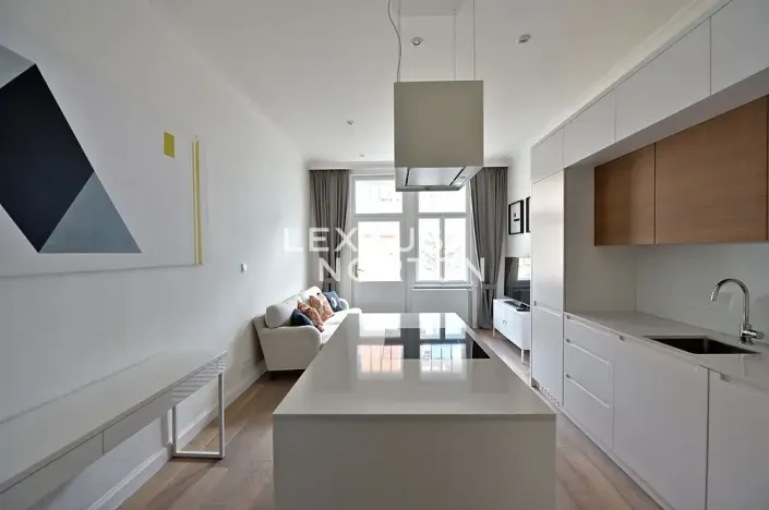 Pronájem bytu 2+kk, Praha - Vinohrady, náměstí Jiřího z Poděbrad, 56 m2