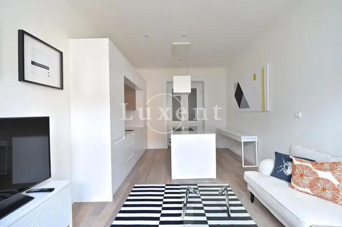 Pronájem bytu 2+kk, Praha - Vinohrady, náměstí Jiřího z Poděbrad, 56 m2