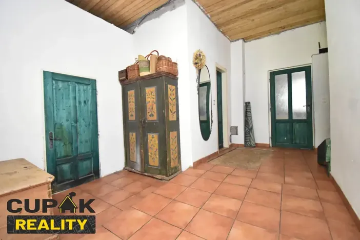 Prodej rodinného domu, Libchavy, 280 m2