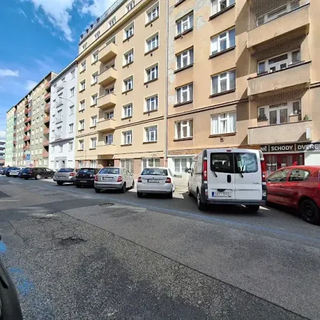 Pronájem bytu 2+kk, Praha - Holešovice, Malá Plynární, 49 m2