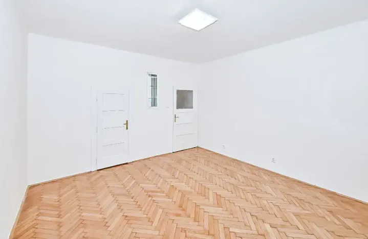 Pronájem bytu 2+kk, Praha - Nusle, U křížku, 45 m2