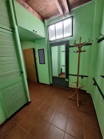 Pronájem obchodního prostoru, Praha - Vysočany, Novovysočanská, 160 m2