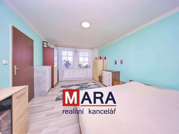 Prodej obchodního prostoru, Tovačov, Náměstí, 739 m2