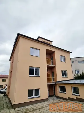 Prodej bytu 3+1, Uherský Brod, Ant. Dvořáka, 68 m2