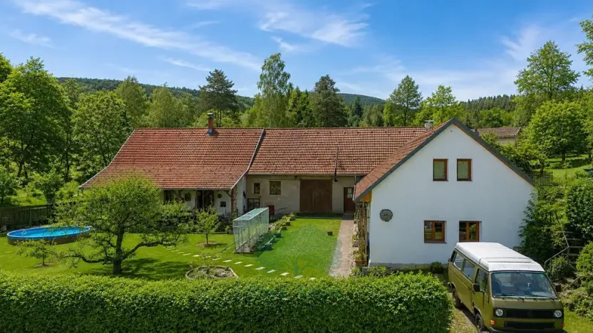 Prodej vícegeneračního domu, Skomelno, 284 m2