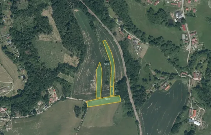 Prodej pole, Chotýšany, 13942 m2