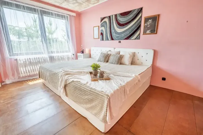 Prodej vily, Tuchoměřice, Nad školou, 460 m2