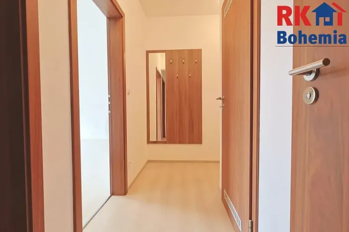 Pronájem bytu 2+kk, Praha - Háje, Loosova, 54 m2