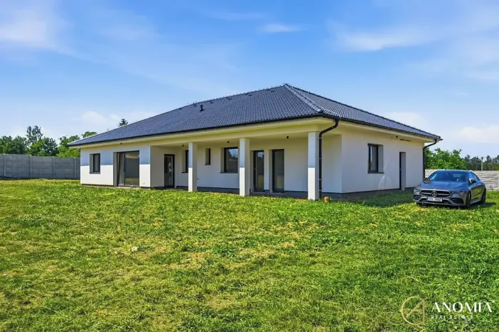 Prodej rodinného domu, Osek, 189 m2