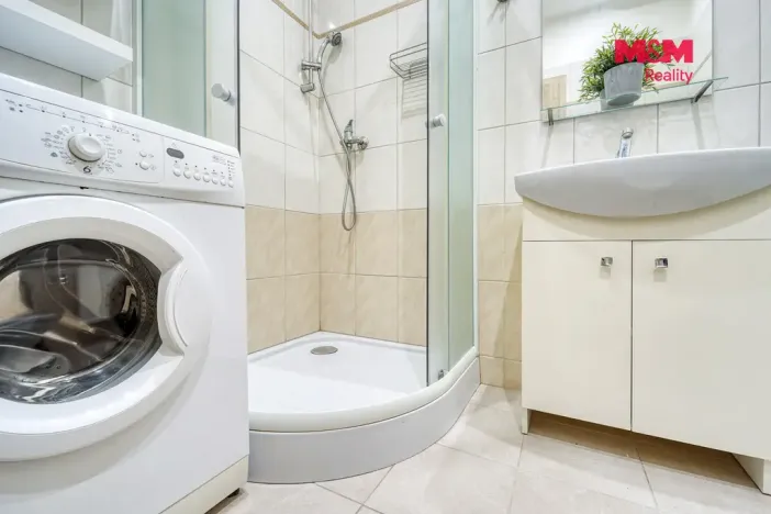 Pronájem bytu 1+1, Kozolupy, 32 m2