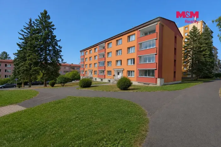 Prodej bytu 1+1, Karlovy Vary - Drahovice, Gagarinova, 37 m2