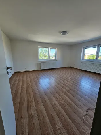 Pronájem vícegeneračního domu, Velká Polom, 100 m2
