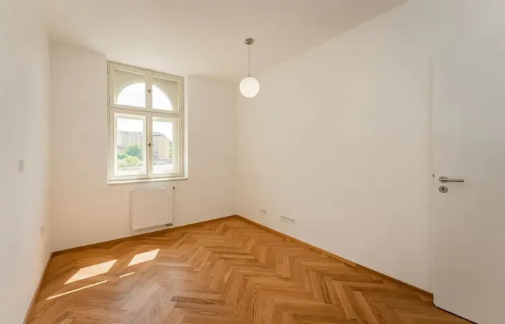 Pronájem bytu 2+kk, Praha - Žižkov, Seifertova, 41 m2