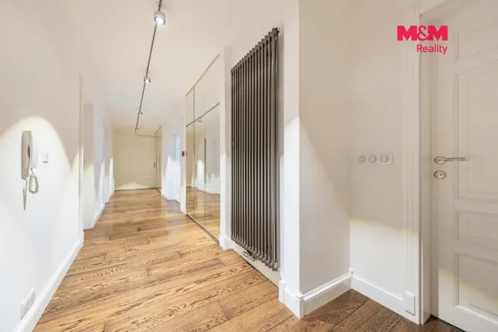 Prodej bytu 5+kk, Praha, Jeseniova, 189 m2